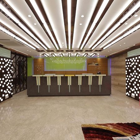 Hotel O Ellis Ahmedabad Exterior photo
