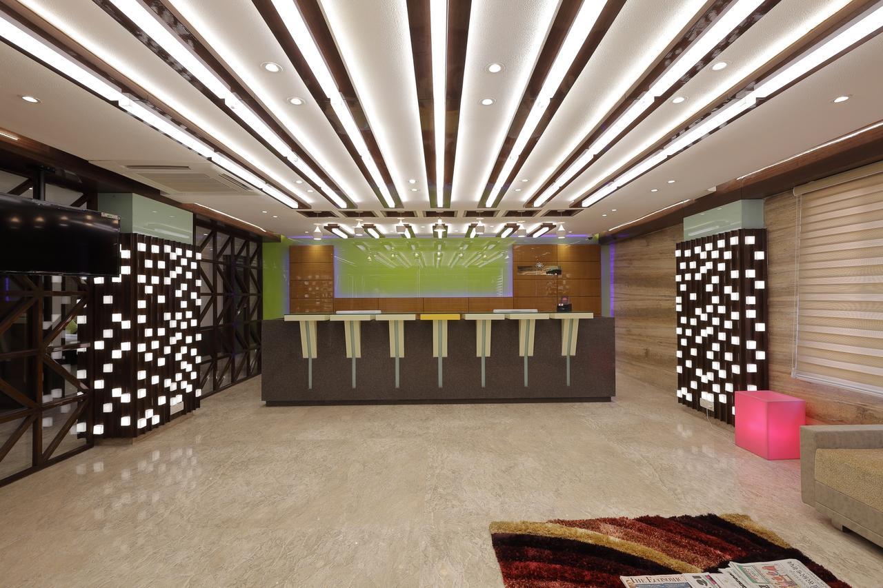 Hotel O Ellis Ahmedabad Exterior photo